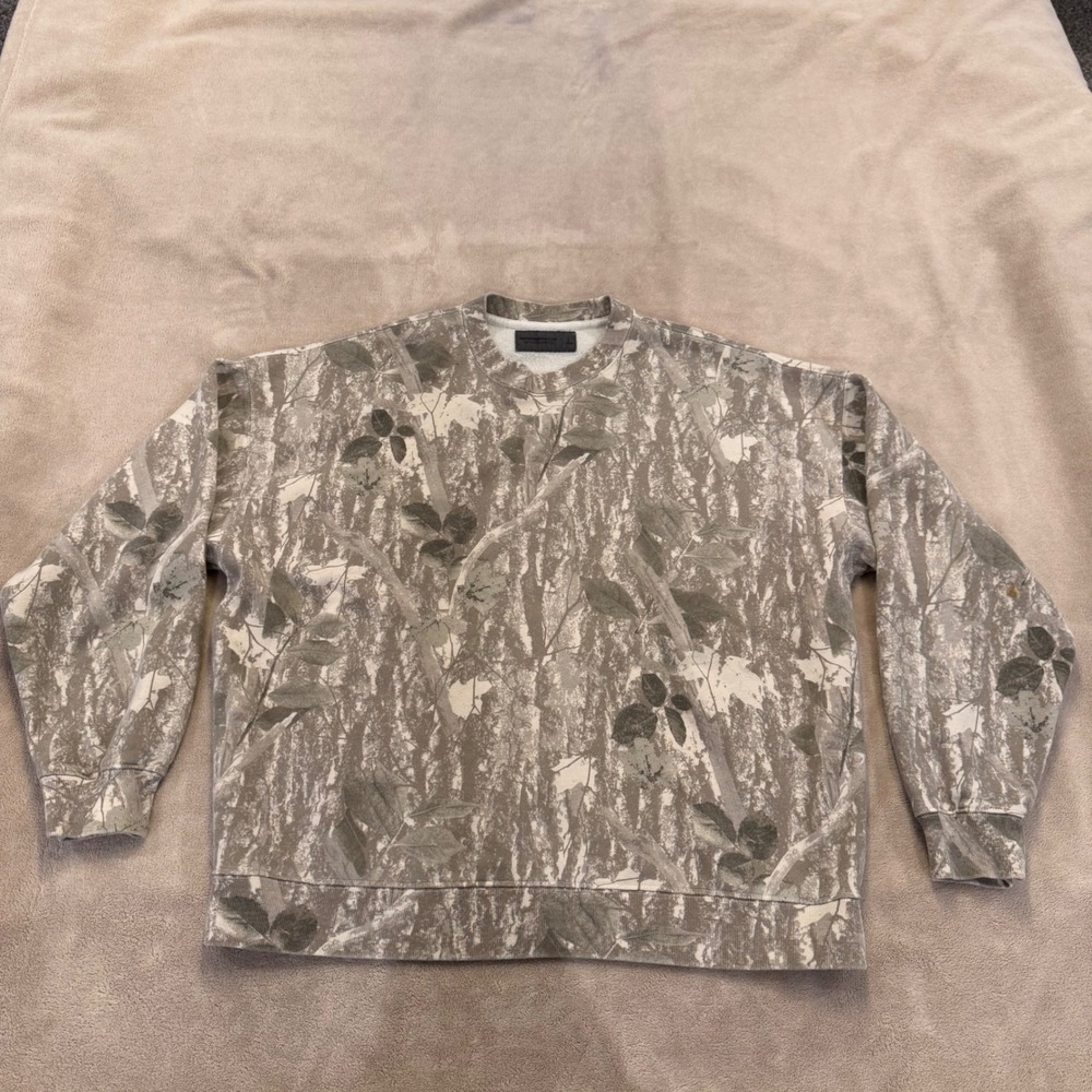 Abercrombie & Fitch Camo Soft Essentials Crewneck Sweatshirt Oversized Sz L - Picture 2 of 9